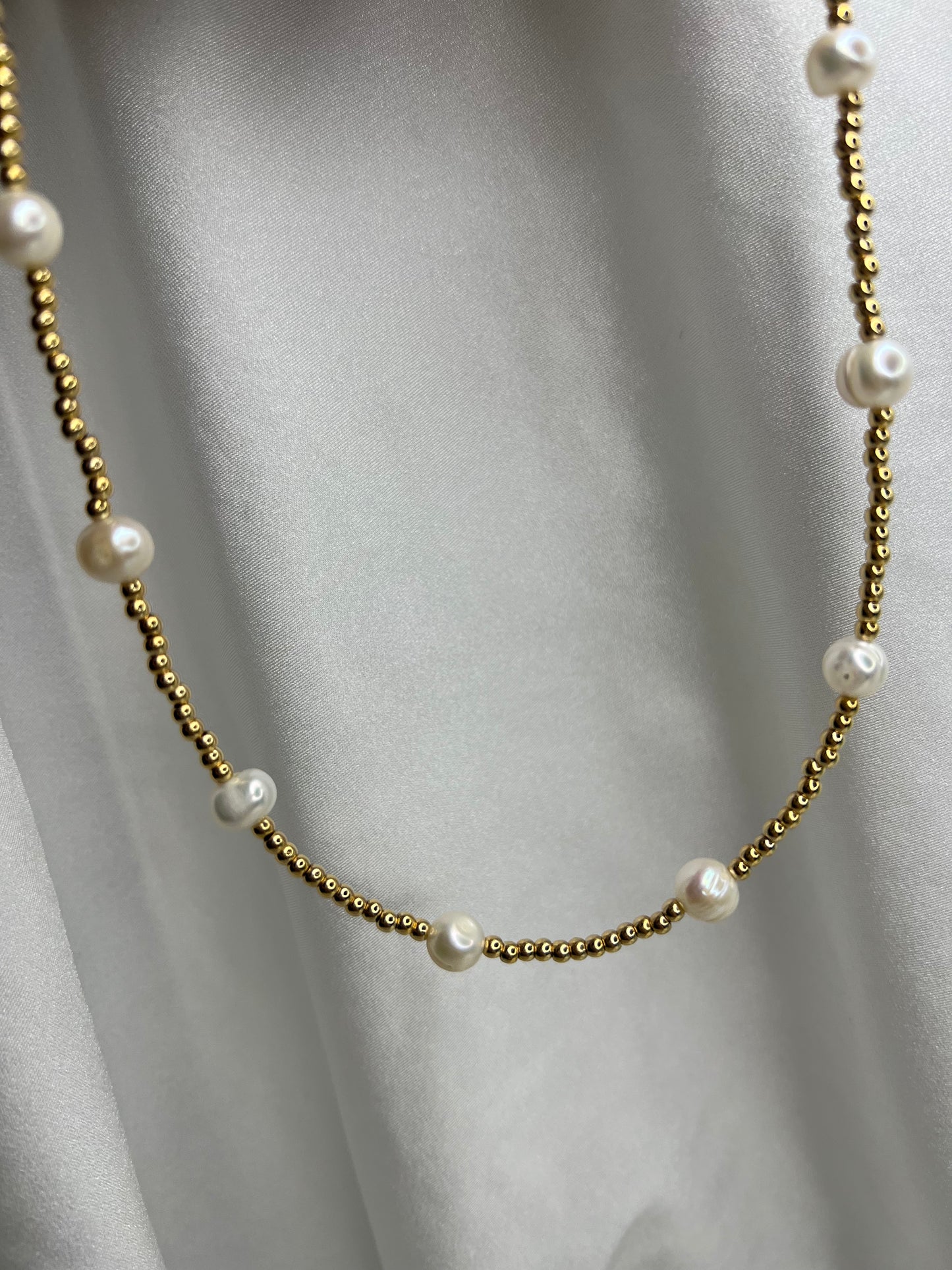 Eva pearl necklace